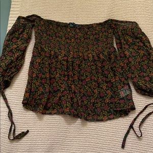 American eagle off the shoulder shirt